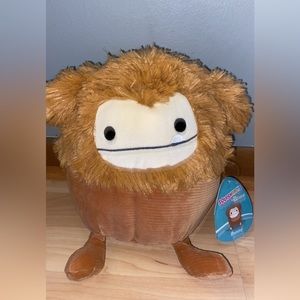 BRAND NEW SQUISHAROYS BENNY 8”! NWT! SMOKE FREE HOME!